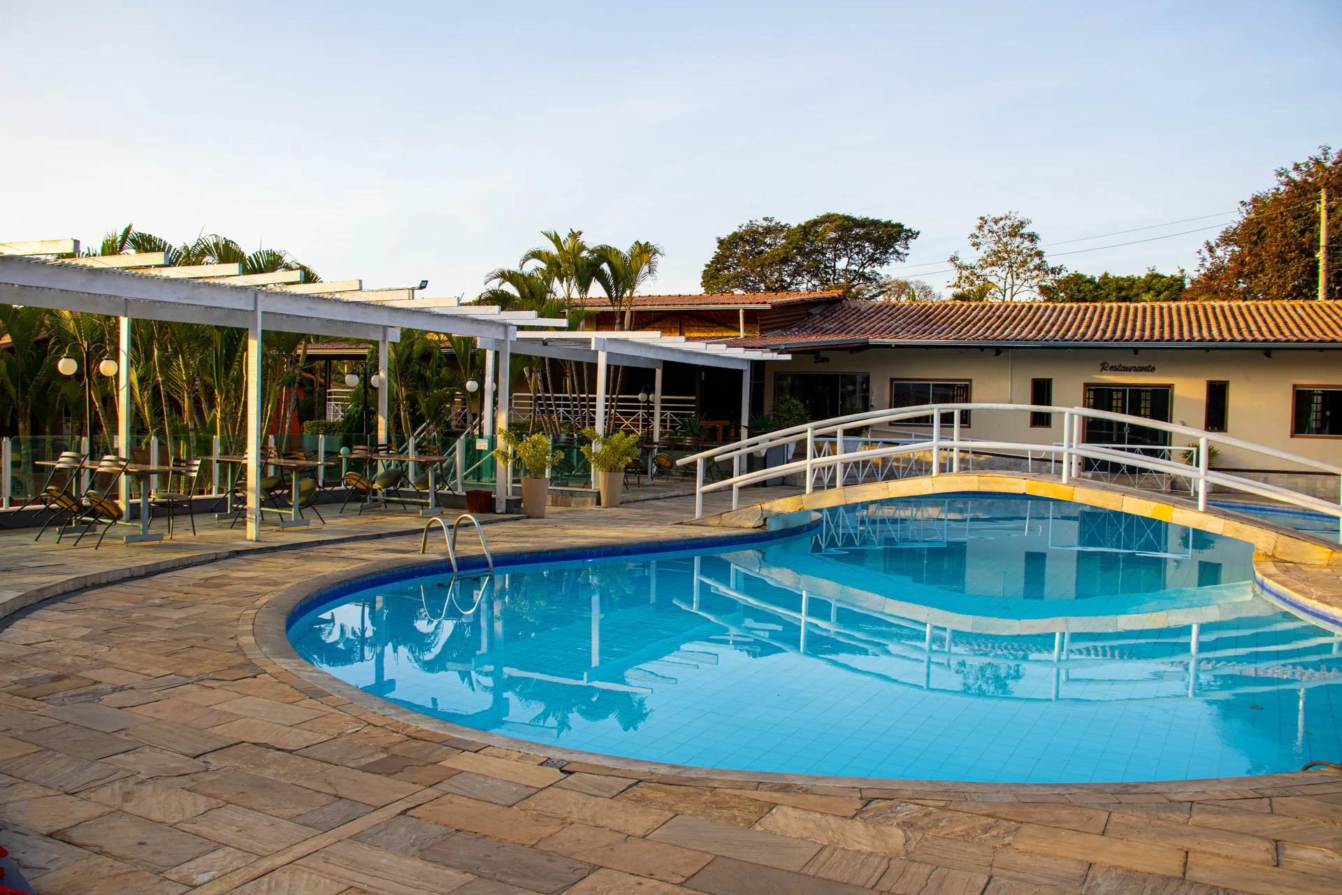 Piscina central do Hotel Gran Minas